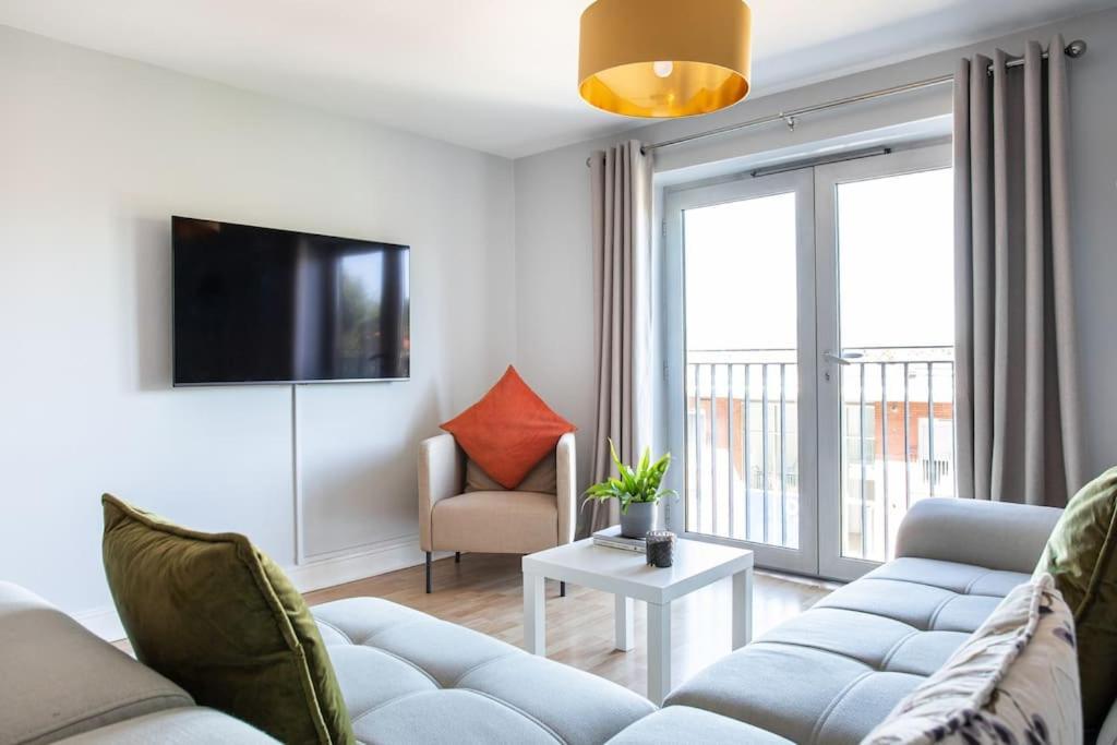 5* Ultra Luxury, Great Views, Underground Parking Apartment Belfast Exterior photo